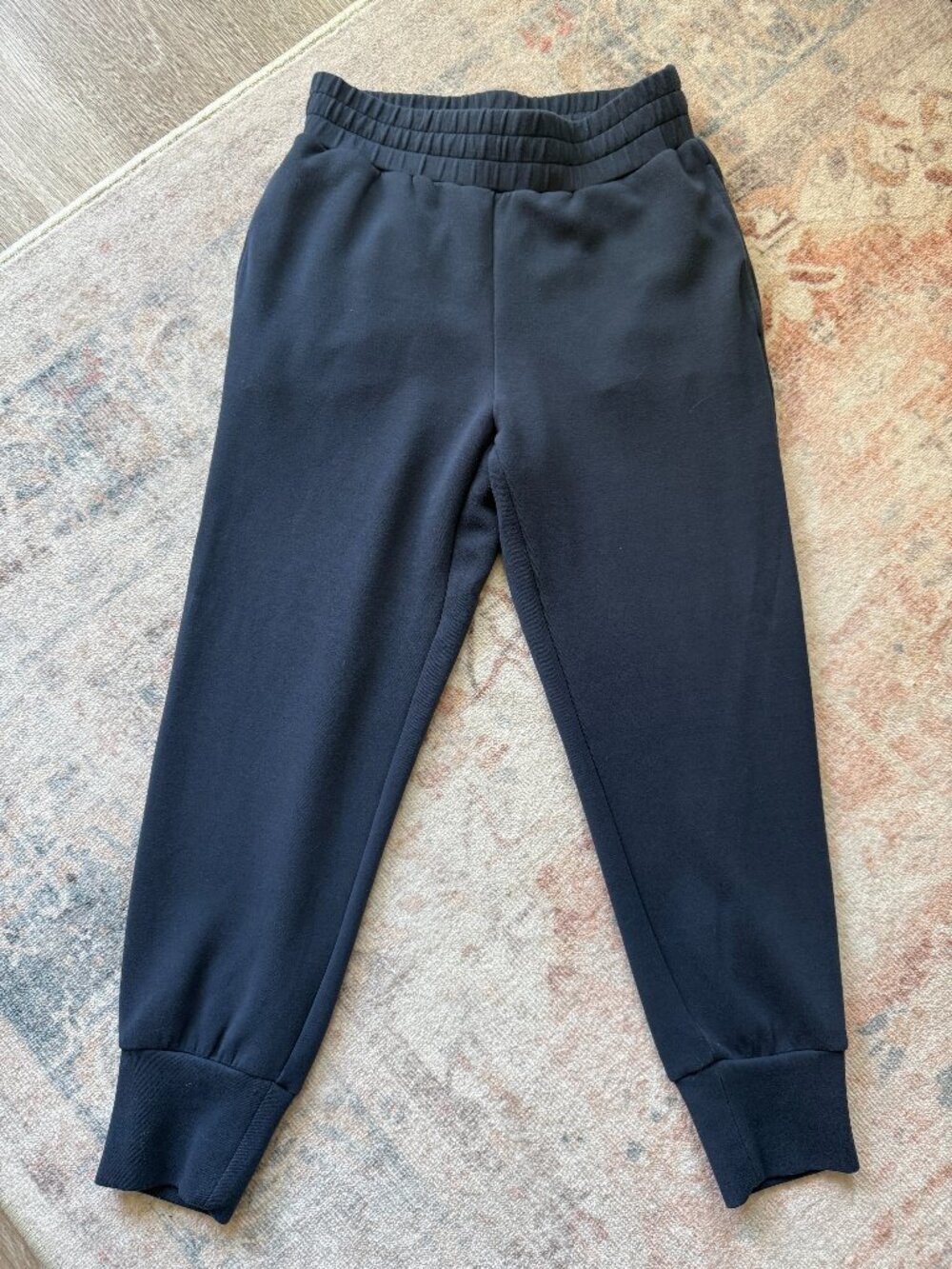 Varley Slim Cuff Pants In Navy
